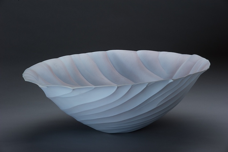 let the waves wash over me| 6h x 16d x 16w in. | porcelain